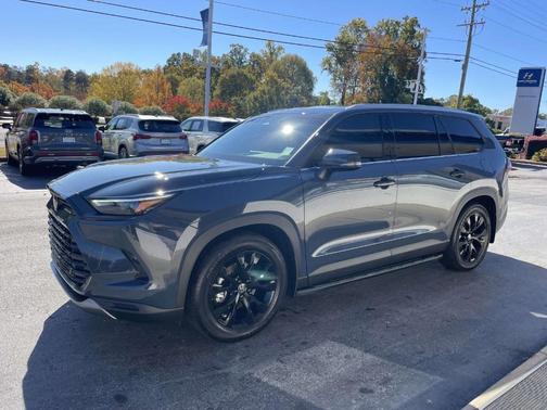 2025 Toyota Grand Highlander Hybrid LIMITED