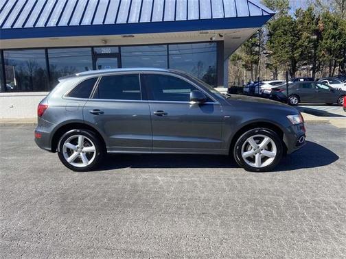 2017 Audi Q5 2.0T Premium Plus