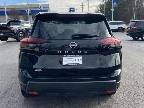 2024 Nissan Rogue S