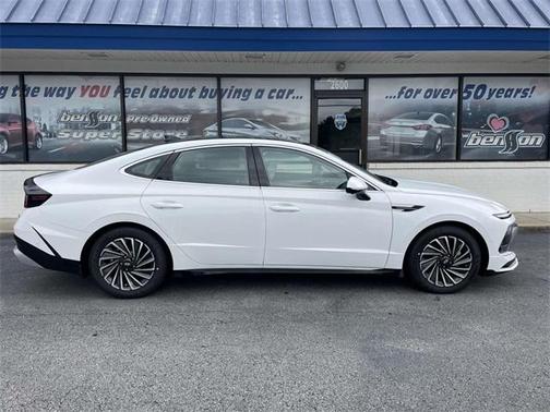2025 Hyundai SONATA Hybrid Limited