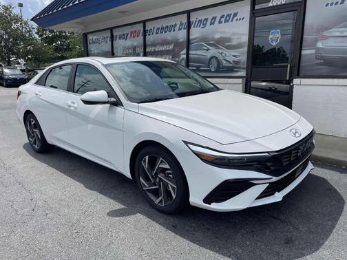 2025 Hyundai ELANTRA SEL Convenience