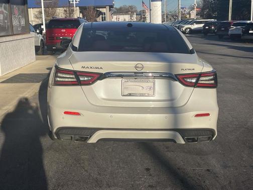 2023 Nissan Maxima Platinum