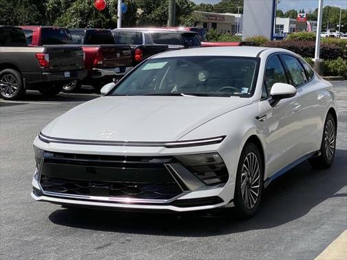 2024 Hyundai SONATA Hybrid SEL