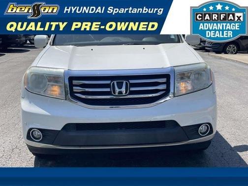 White 2013 Honda Pilot Touring