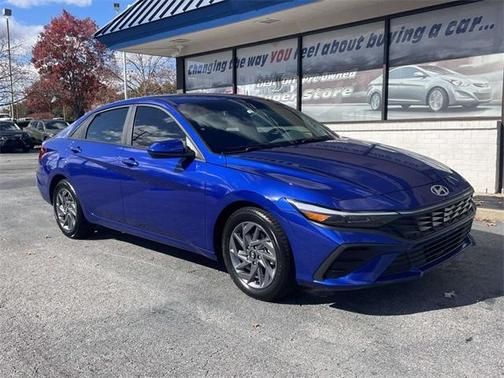 2024 Hyundai ELANTRA SEL