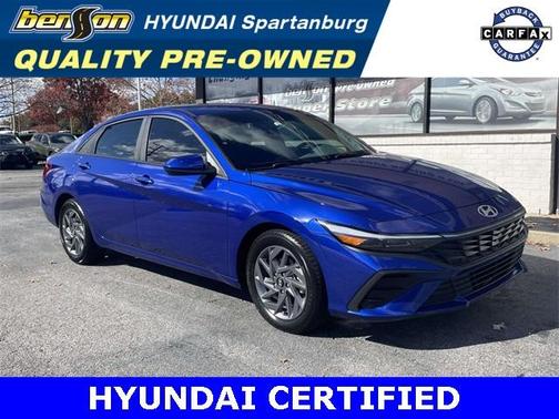 2024 Hyundai ELANTRA SEL