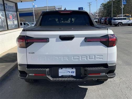 2025 Hyundai SANTA CRUZ SEL Activity