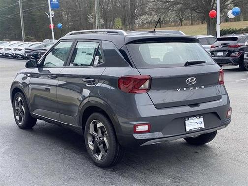 2024 Hyundai VENUE Limited