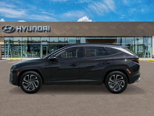 Black 2026 Hyundai TUCSON Hybrid Limited
