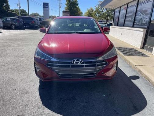 2020 Hyundai ELANTRA SEL
