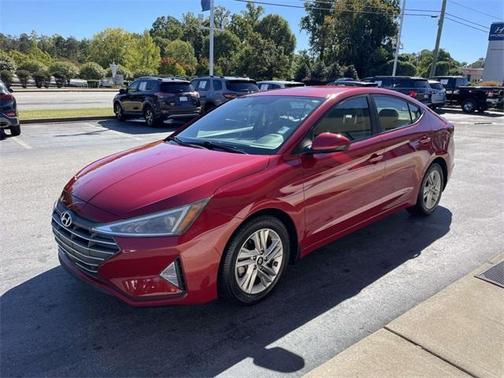 2020 Hyundai ELANTRA SEL