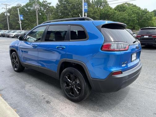 Hydro Blue Pearlcoat 2021 Jeep Cherokee Latitude Plus