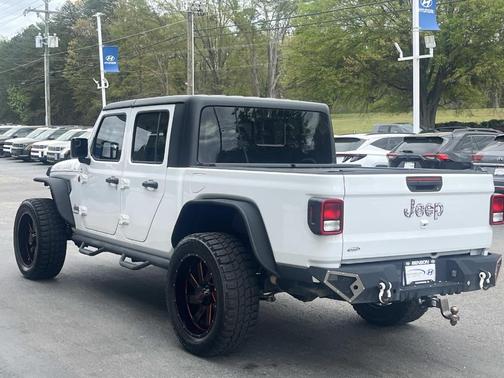 Bright White Clearcoat 2020 Jeep Gladiator Rubicon