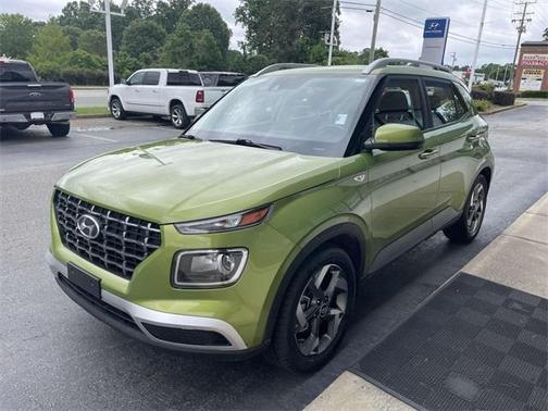 2022 Hyundai VENUE SEL