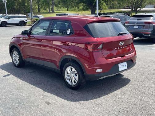 2025 Hyundai VENUE SE