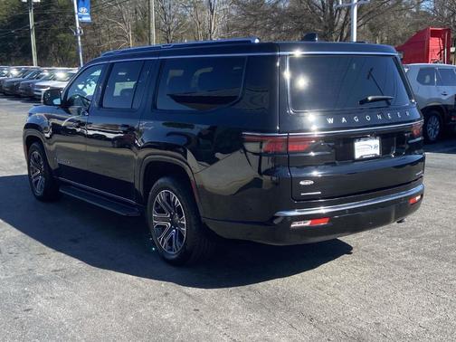 2023 Jeep Wagoneer L Series II