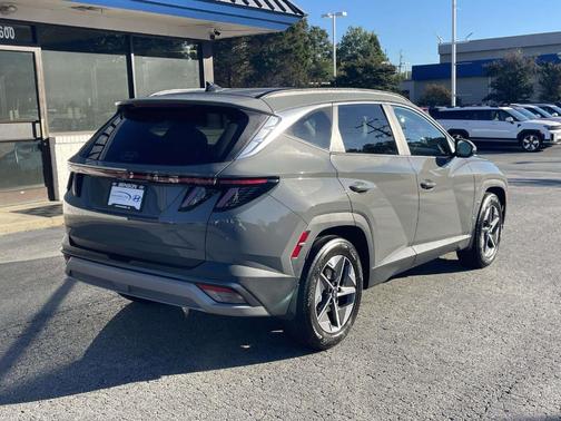 Gray 2025 Hyundai TUCSON SEL Convenience