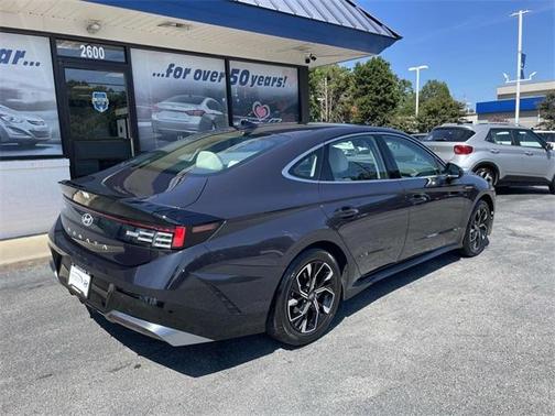2024 Hyundai SONATA SEL
