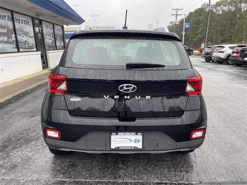 2024 Hyundai VENUE SEL