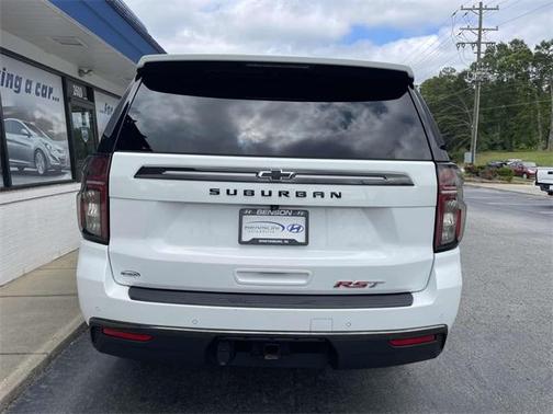 2021 Chevrolet Suburban RST