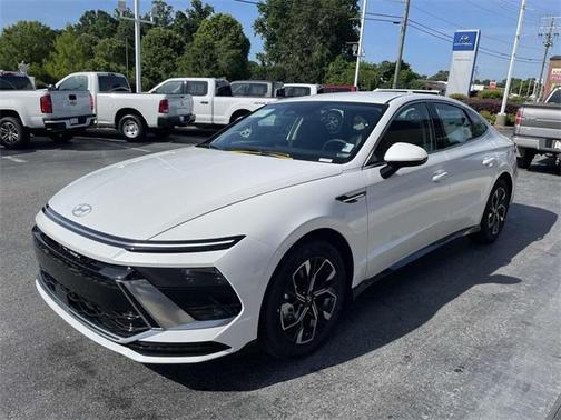 2025 Hyundai SONATA SEL