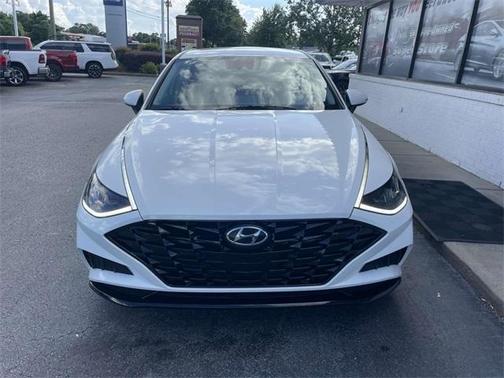 2021 Hyundai SONATA SEL