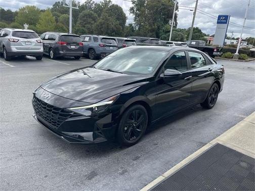 2021 Hyundai ELANTRA SEL