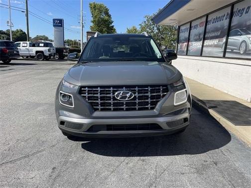 2024 Hyundai VENUE Limited