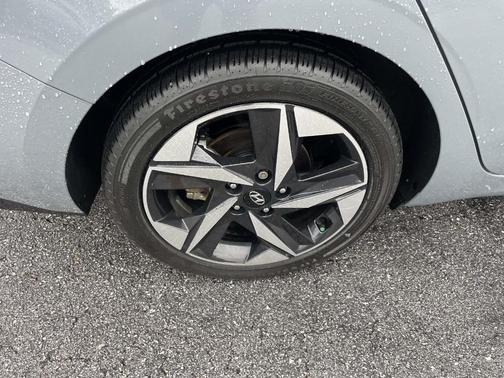 2023 Hyundai ELANTRA HEV Limited