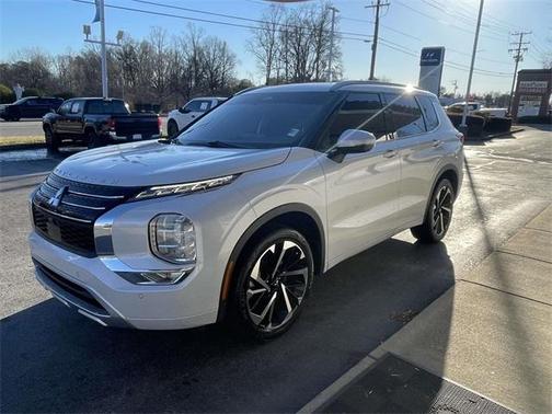 2022 Mitsubishi Outlander SEL