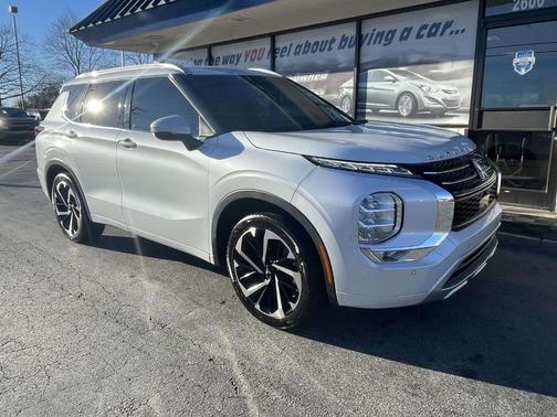 2022 Mitsubishi Outlander SEL