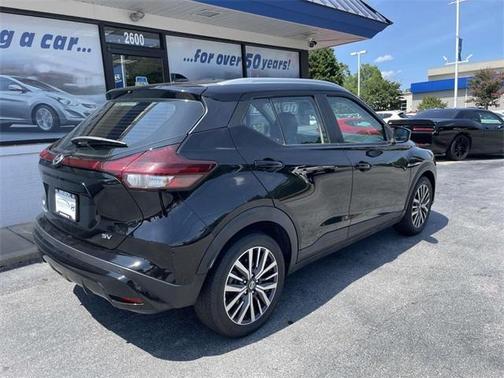 2021 Nissan Kicks SV