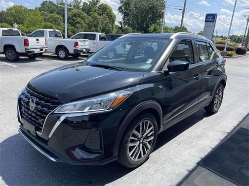 2021 Nissan Kicks SV