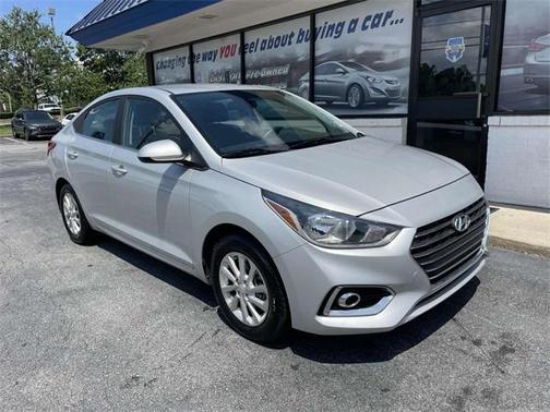 2022 Hyundai Accent SEL