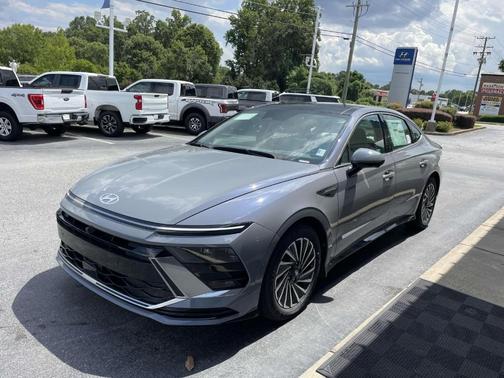 2025 Hyundai SONATA Hybrid Limited