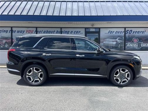 2025 Hyundai PALISADE SEL Premium