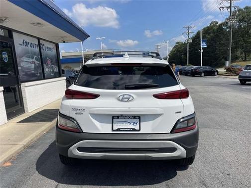 2023 Hyundai KONA SEL