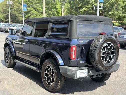 Blue Metallic 2021 Ford Bronco Outer Banks