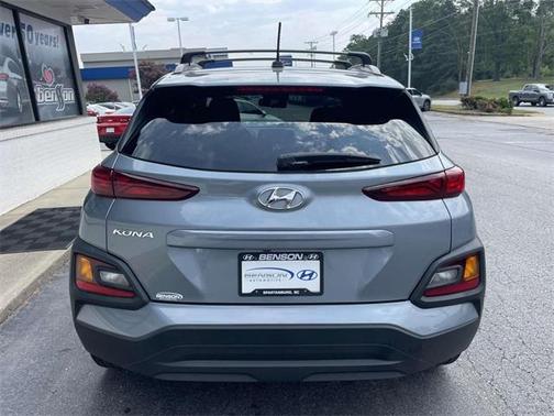 2020 Hyundai KONA SEL