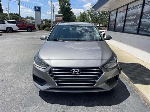 2022 Hyundai Accent SE