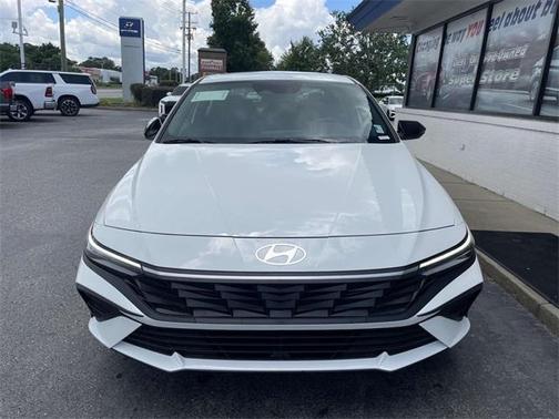 2025 Hyundai ELANTRA SEL Sport