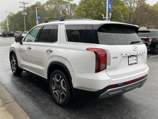 2025 Hyundai PALISADE SEL Premium
