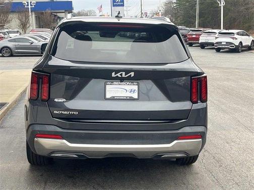 2024 Kia Sorento EX
