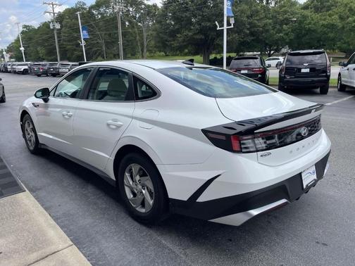 2025 Hyundai SONATA SE