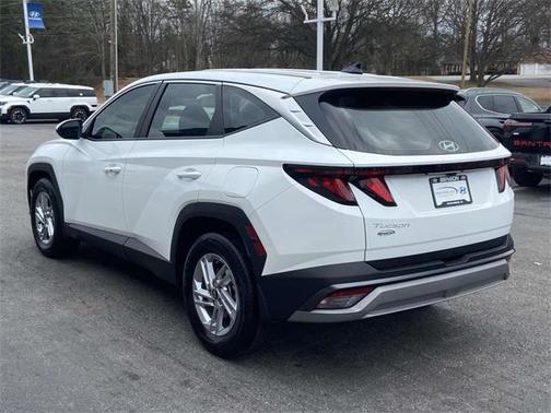 2025 Hyundai TUCSON SE