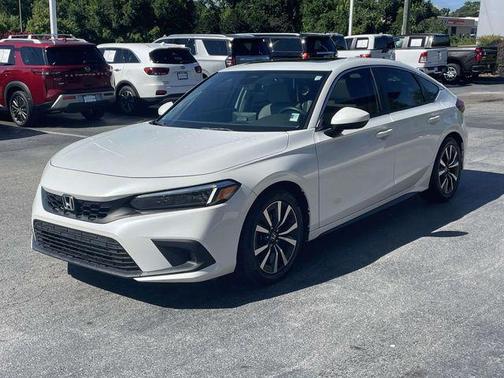 Platinum White Pearl 2024 Honda Civic EX-L