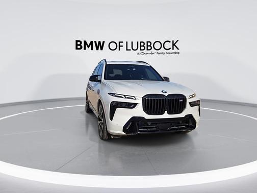 2023 BMW X7 M60i