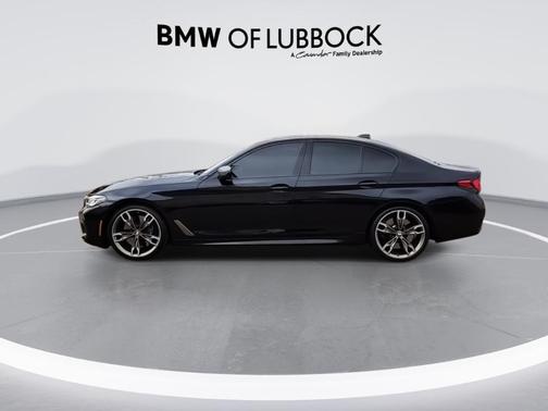2022 BMW M550 i xDrive