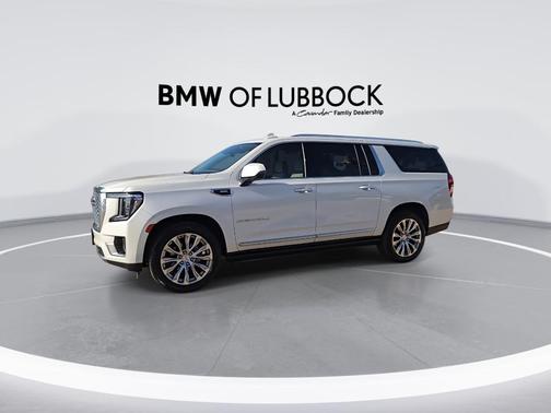 White Frost Tri-Coat 2023 GMC Yukon XL Denali