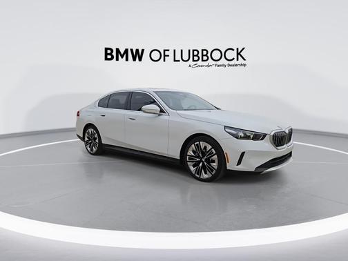 2025 BMW 530 i xDrive